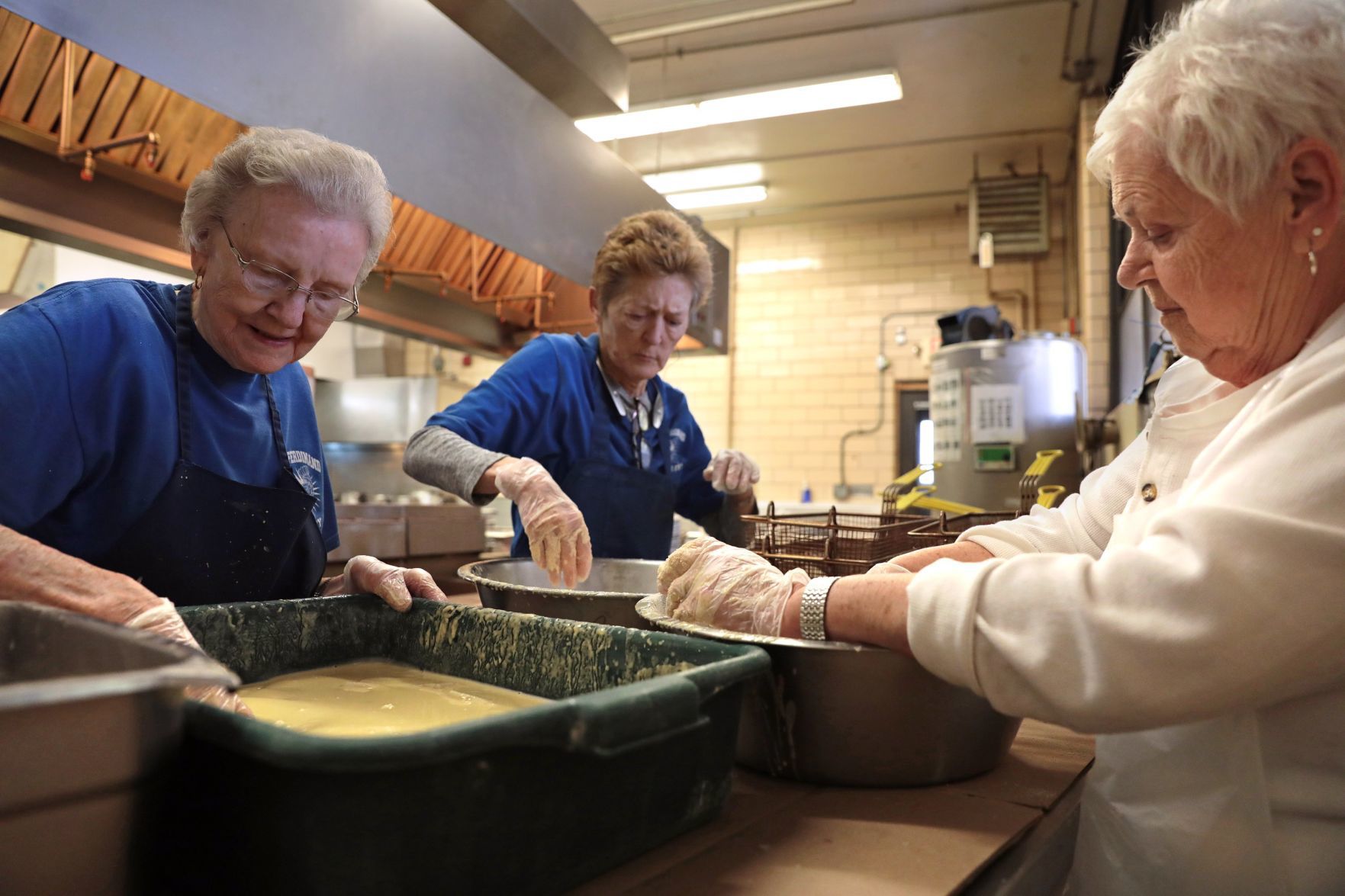 Final fish fry of Lent